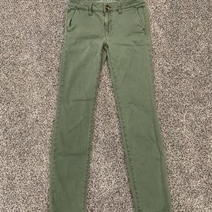 American Eagle Twill skinny pants. Size 4